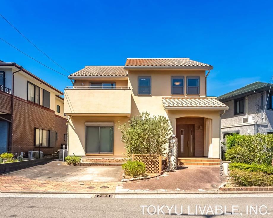 4LDK house in Yokosuka, Kanagawa - Photo 1