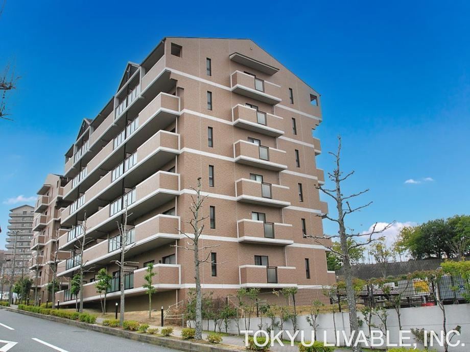 3LDK apartment in Kita Ward, Kobe, Hyogo - Photo 1
