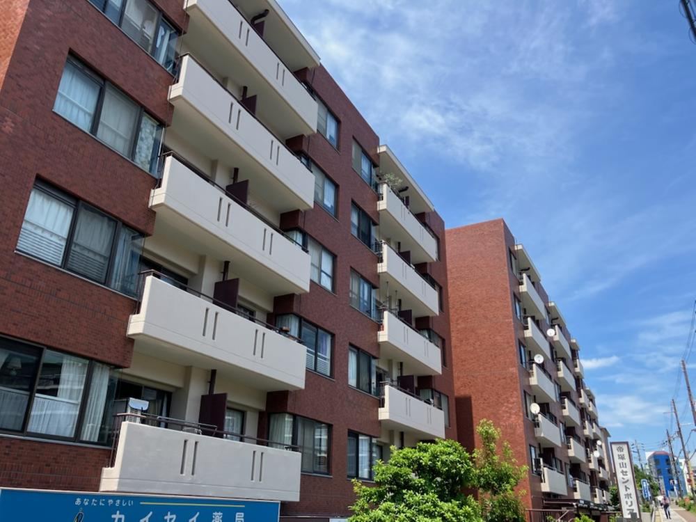 3LDK apartment in Abeno Ward, Osaka - Photo 1
