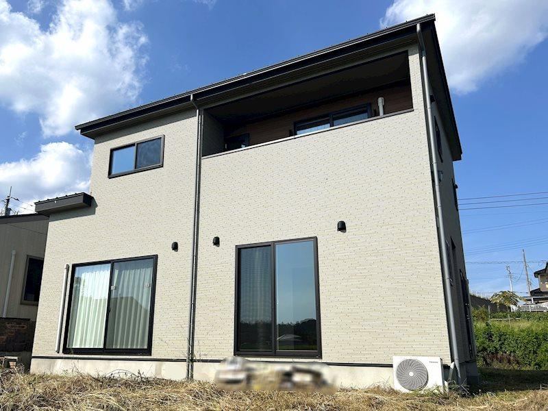 6LDK house in Takasaki, Gunma - Photo 1
