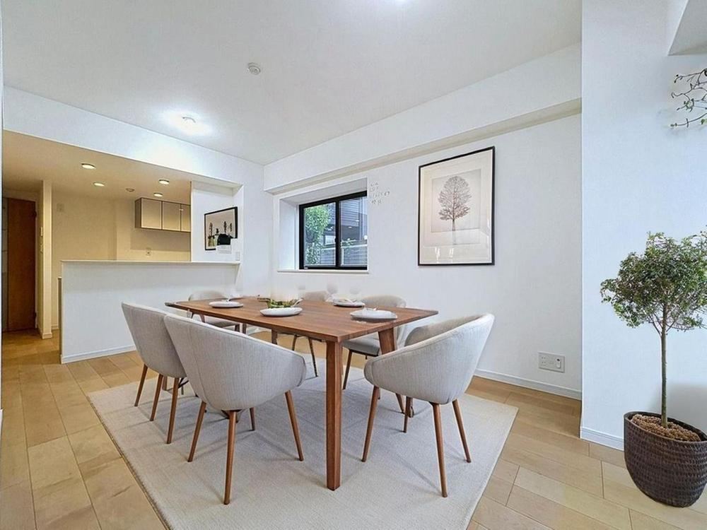 2LDK+S apartment in Adachi Ward, Tokyo - Photo 1
