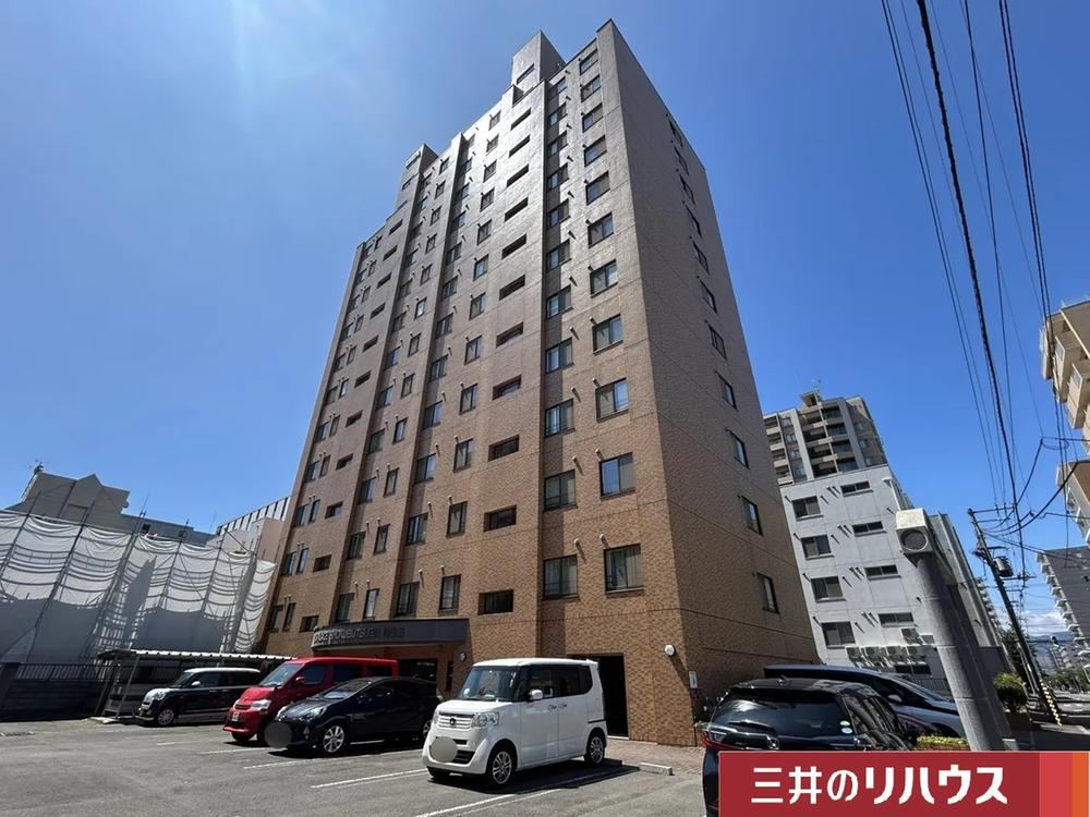 3LDK apartment in Chuo Ward, Sapporo, Hokkaido - Photo 1