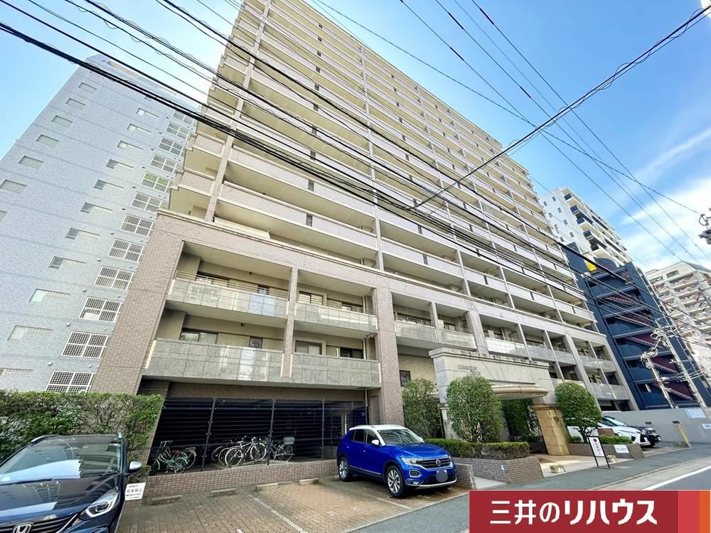 2LDK apartment in Chuo Ward, Fukuoka - Photo 1