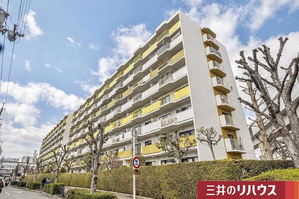 3LDK apartment in Ibaraki, Osaka - Photo 1