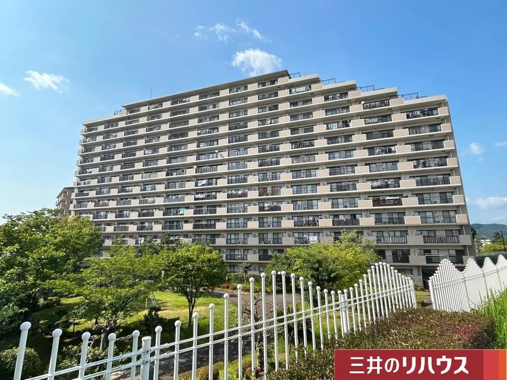 3LDK apartment in Komaki, Aichi - Photo 1