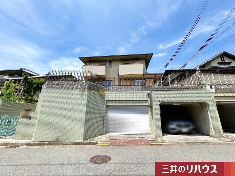 6LDK house in Nishinomiya, Hyogo - Photo 1