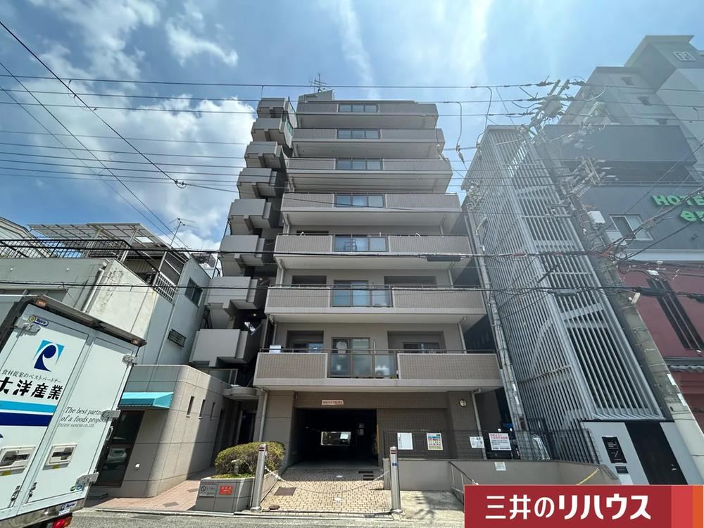 2LDK apartment in Chuo Ward, Kobe, Hyogo - Photo 1