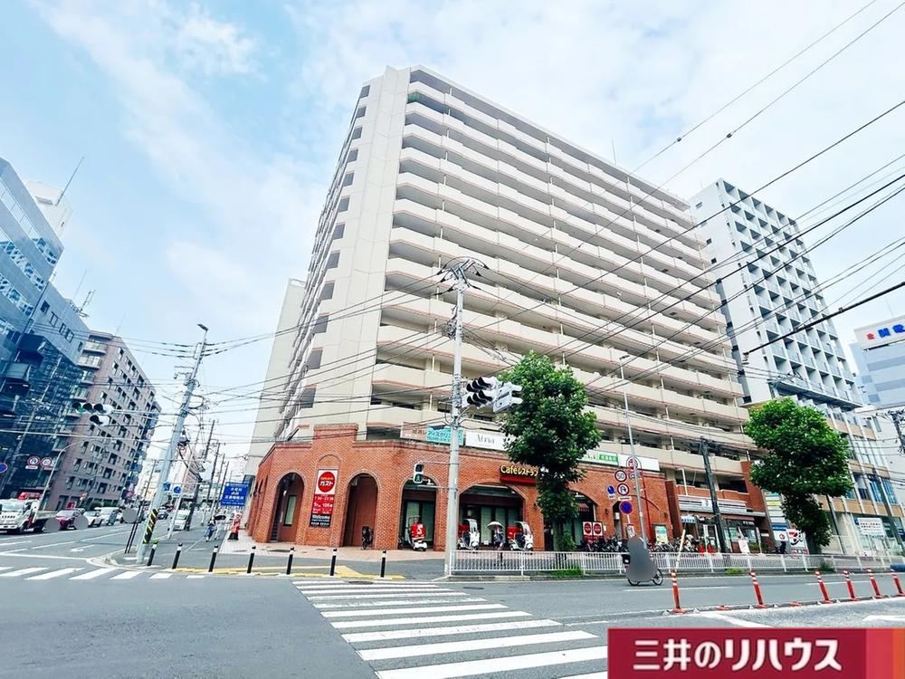 3LDK apartment in Nishi Ward, Yokohama, Kanagawa - Photo 1