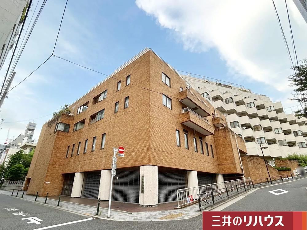 1LK apartment in Bunkyo Ward, Tokyo - Photo 1