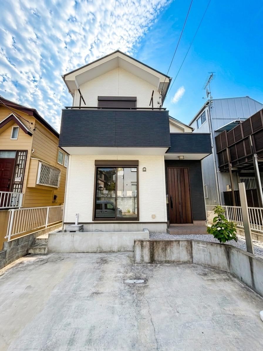 3LDK house in Sakae Ward, Yokohama, Kanagawa - Photo 1