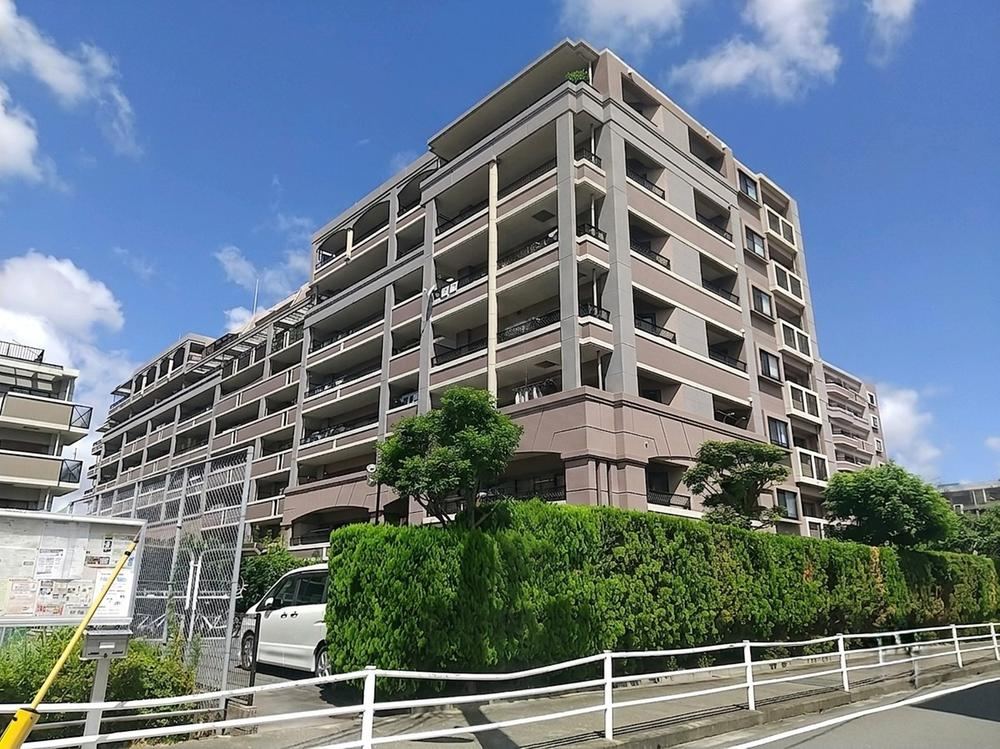4LDK apartment in Nishi Ward, Fukuoka - Photo 1