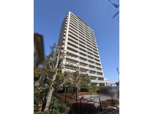 2LDK+S apartment in Urawa Ward, Saitama - Photo 1
