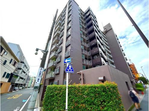 3LDK apartment in Koto Ward, Tokyo - Photo 1