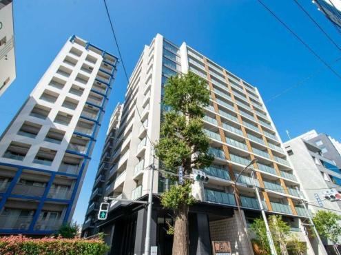 2LDK apartment in Shinjuku Ward, Tokyo - Photo 1