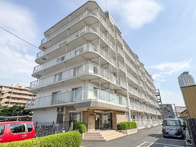 3LDK apartment in Kawaguchi, Saitama - Photo 1
