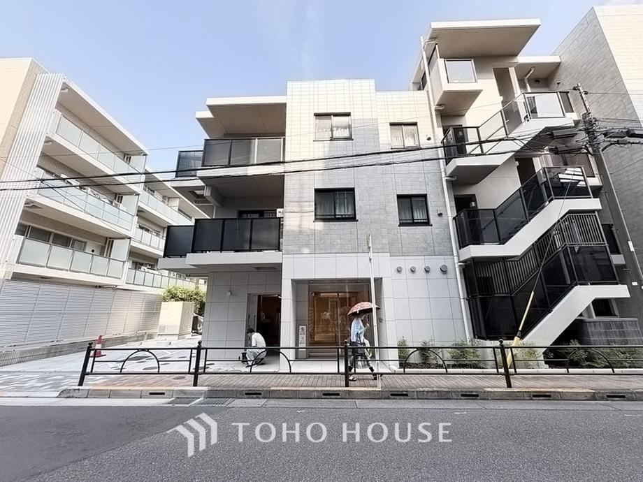 2LDK apartment in Nerima Ward, Tokyo - Photo 1
