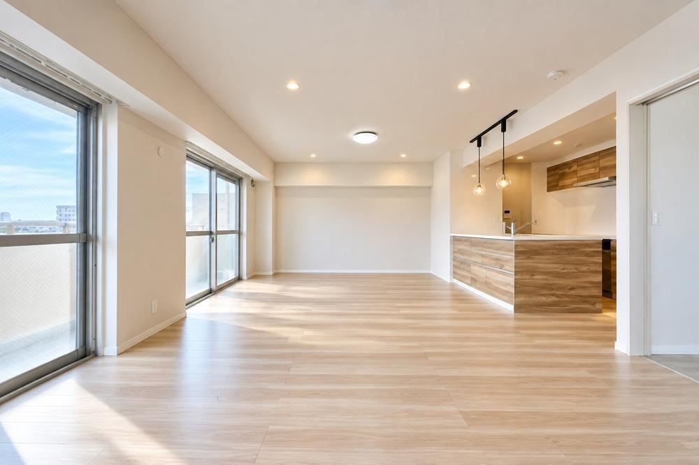 3LDK+S apartment in Naka Ward, Nagoya, Aichi - Photo 1