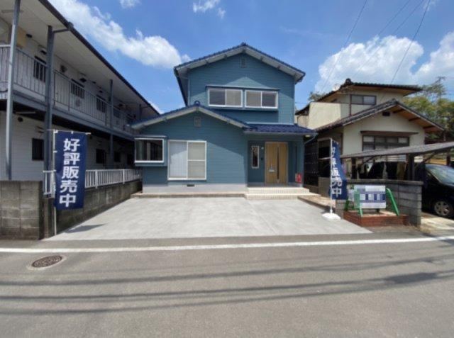 4LDK house in Koshi, Kumamoto - Photo 1