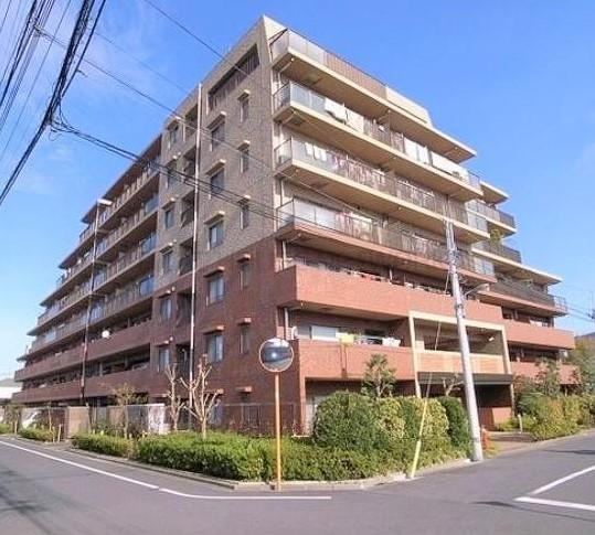 3LDK apartment in Edogawa Ward, Tokyo - Photo 1