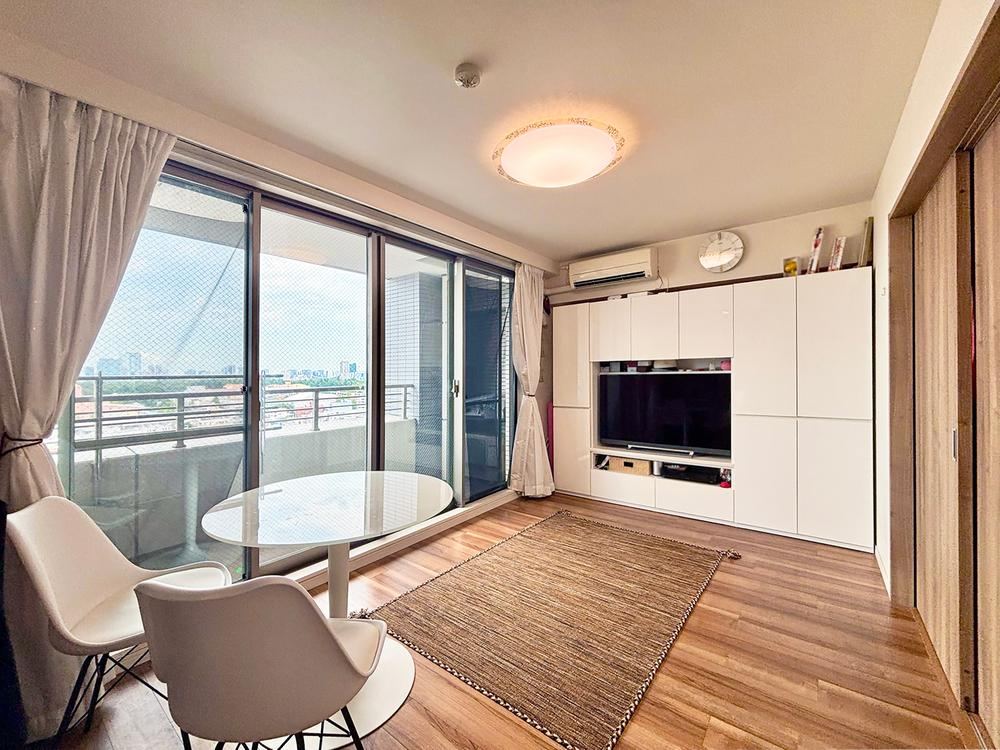 2LDK apartment in Shibuya Ward, Tokyo - Photo 1