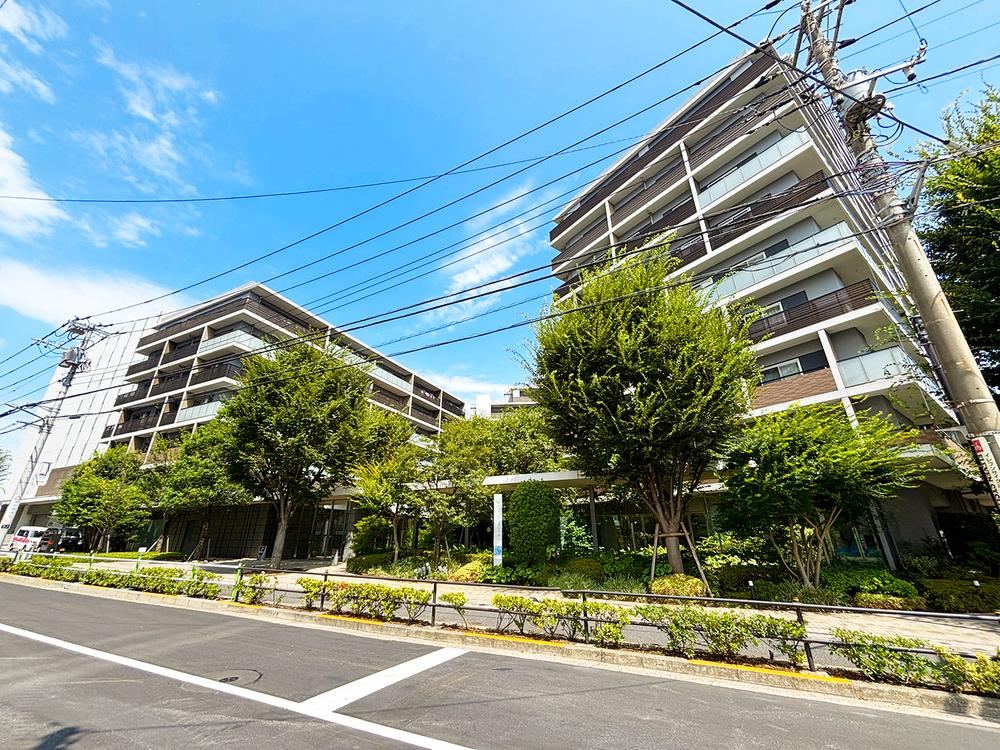 3LDK apartment in Itabashi Ward, Tokyo - Photo 1