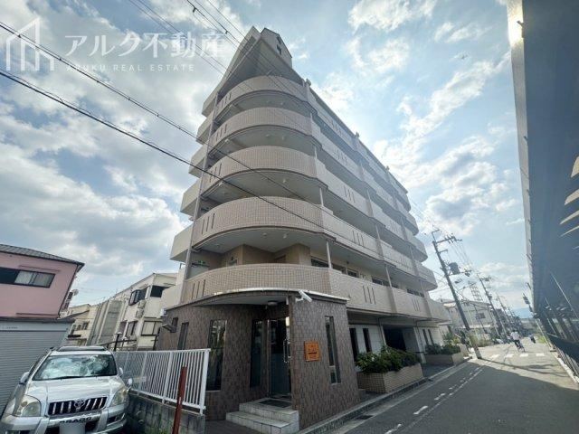 3LDK apartment in Amagasaki, Hyogo - Photo 1