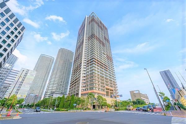 3LDK apartment in Koto Ward, Tokyo - Photo 1