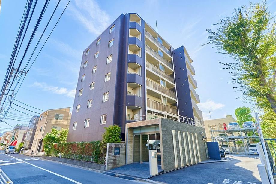 3LDK apartment in Saiwai Ward, Kawasaki, Kanagawa - Photo 1