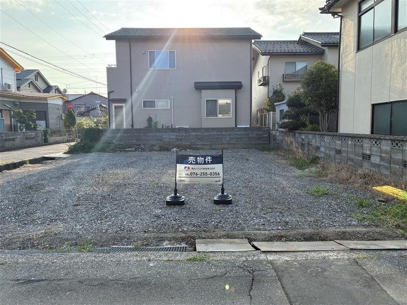 165 m² land in Kanazawa, Ishikawa - Photo 1