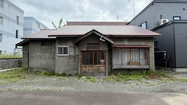 155 m² land in Nishi Ward, Sapporo, Hokkaido - Photo 1