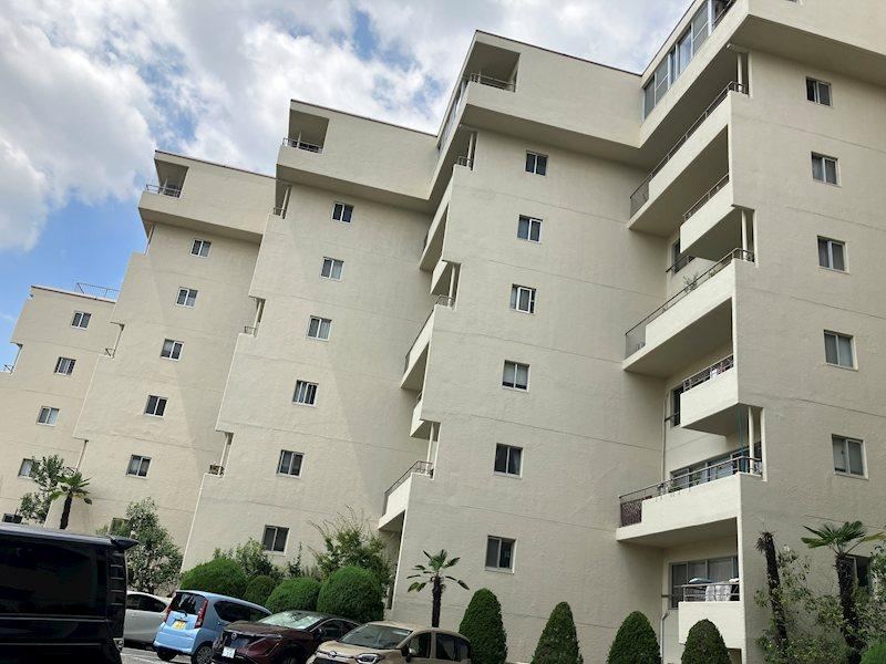 2LDK+S apartment in Takarazuka, Hyogo - Photo 1