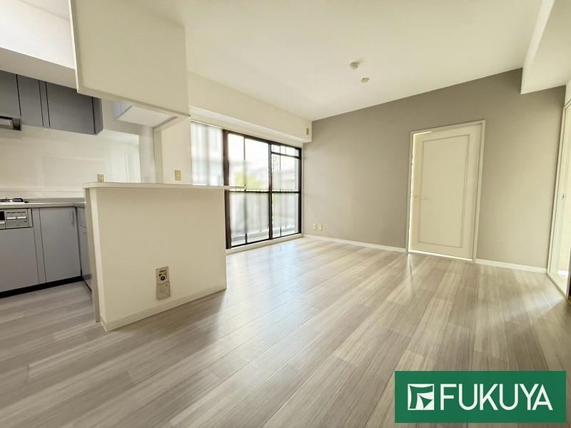 3LDK+S apartment in Hirakata, Osaka - Photo 1
