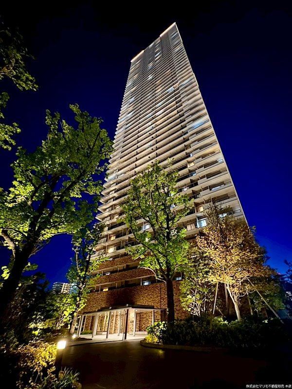 2LDK apartment in Naka Ward, Hiroshima - Photo 1