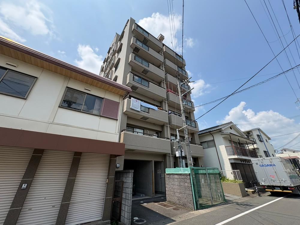 3LDK apartment in Sanda, Hyogo - Photo 1