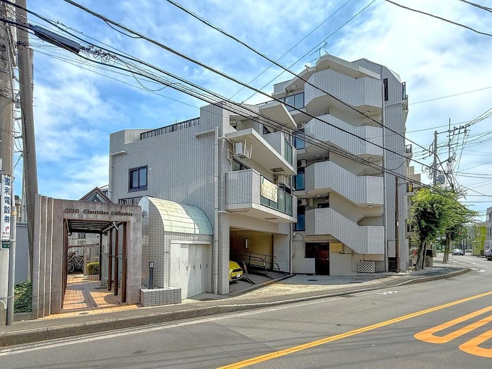 3LDK apartment in Yamato, Kanagawa - Photo 1
