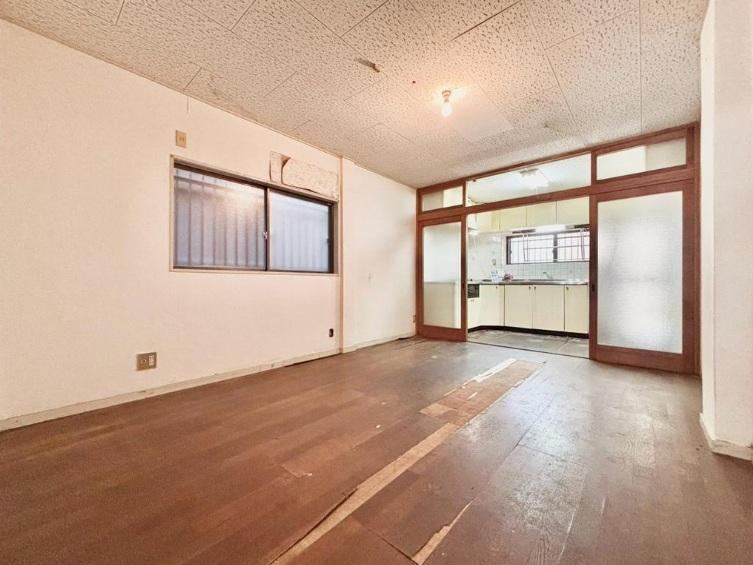 5LDK house in Nada Ward, Kobe, Hyogo - Photo 1
