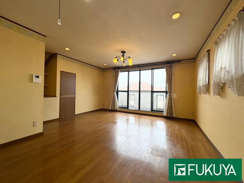 3LDK house in Toyonaka, Osaka - Photo 1