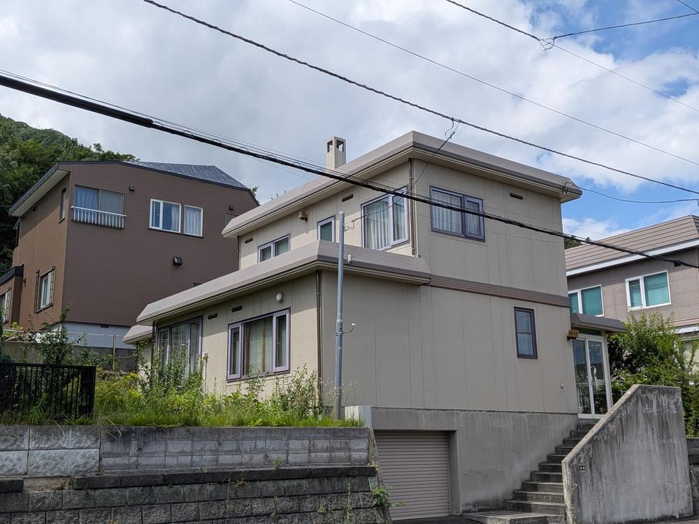4LDK house in Teine Ward, Sapporo, Hokkaido - Photo 1