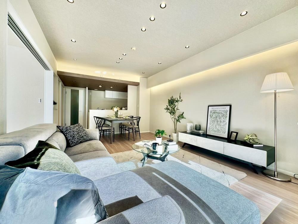 2LDK apartment in Shinagawa Ward, Tokyo - Photo 1