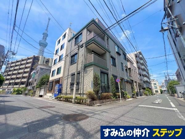 5LDK house in Sumida Ward, Tokyo - Photo 1
