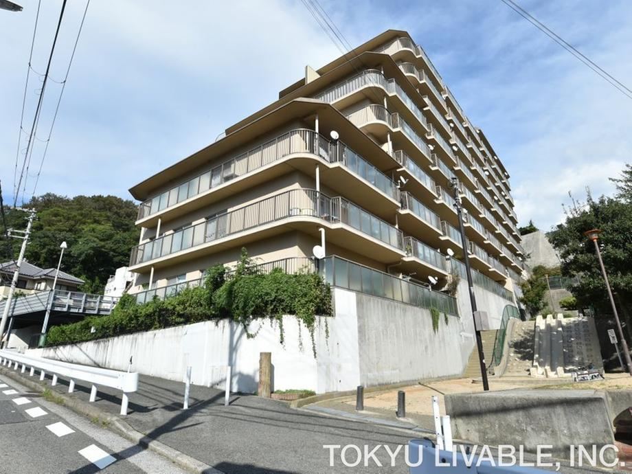 2LDK+S apartment in Nagata Ward, Kobe, Hyogo - Photo 1