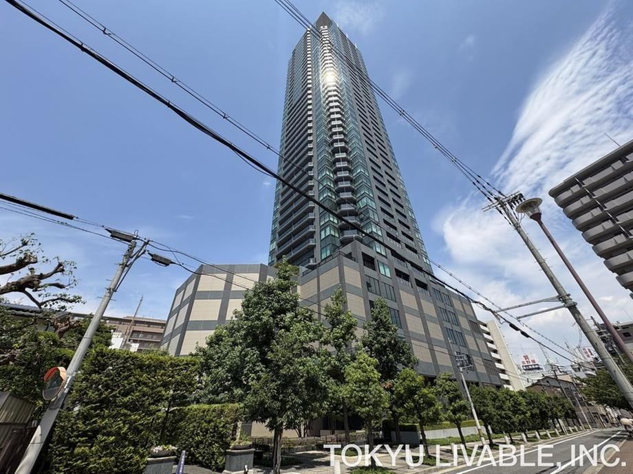 3LDK apartment in Abeno Ward, Osaka - Photo 1