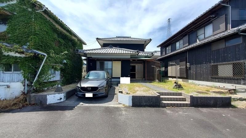 5DK house in Matsuyama, Ehime - Photo 1