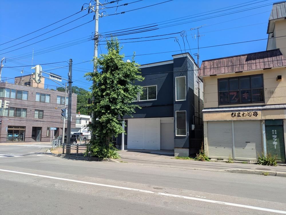 3LDK house in Otaru, Hokkaido - Photo 1