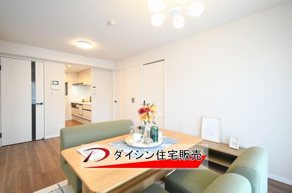3LDK apartment in Fuchu, Aki District, Hiroshima - Photo 1