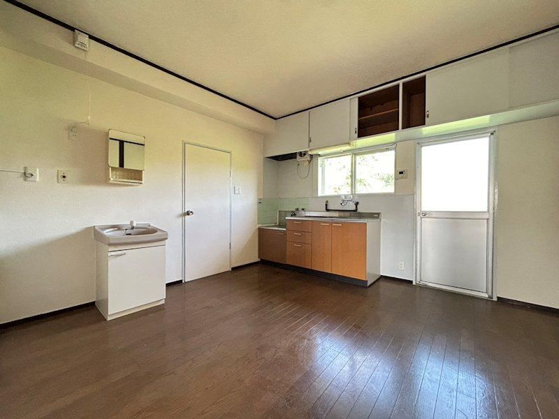 3DK apartment in Kokurakita Ward, Kitakyushu, Fukuoka - Photo 1