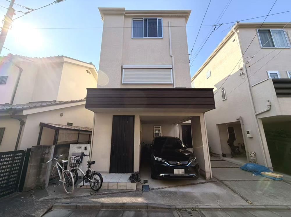 3LDK+S house in Itabashi Ward, Tokyo - Photo 1