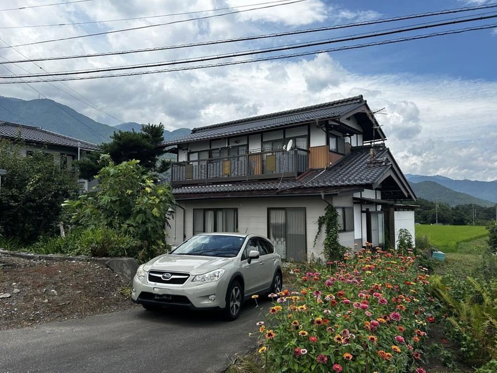 6LDK house in Azumino, Nagano - Photo 1