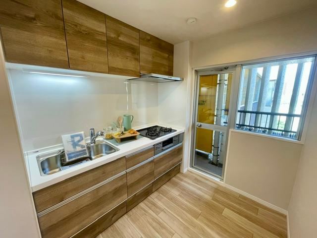 3LDK apartment in Nishiyodogawa Ward, Osaka - Photo 1
