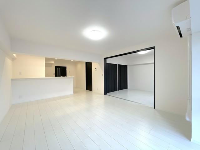 3LDK apartment in Yachiyo, Chiba - Photo 1